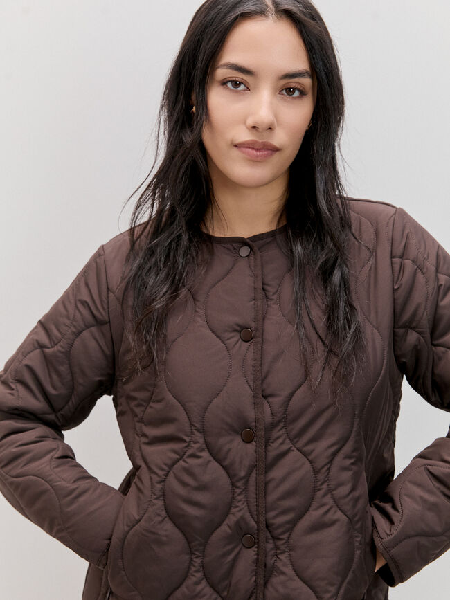 CHAQUETA ACOLCHADA CUELLO Marron Oscuro