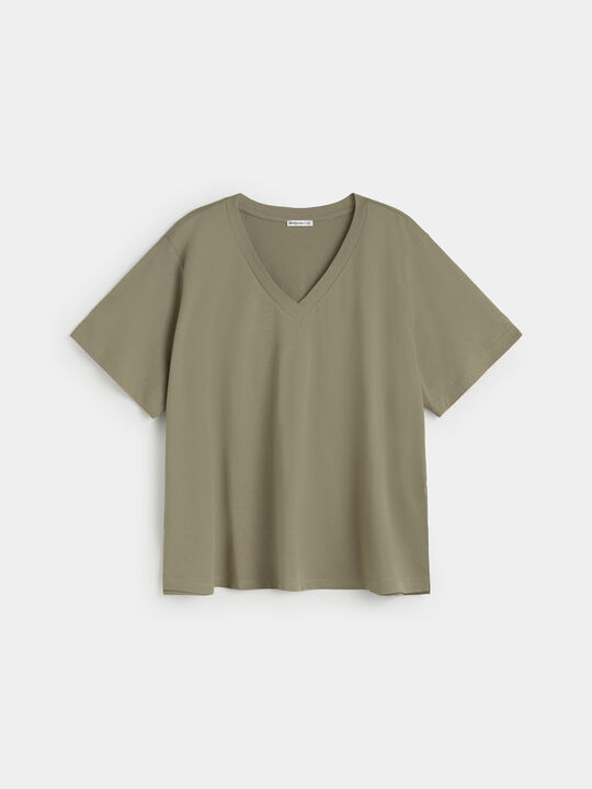 CAMISETA CUELLO PICO kaki claro image number null