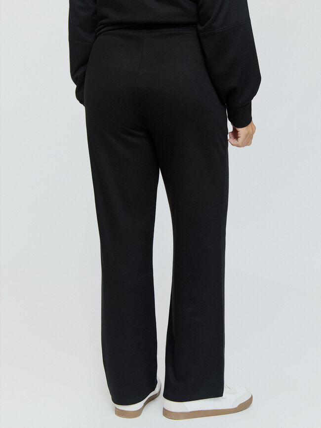 PANTALON BOLSILLOS PARCHE Negro