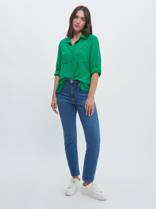 CAMISA BÁSICA BOLSILLOS VERDE OPALO image number null