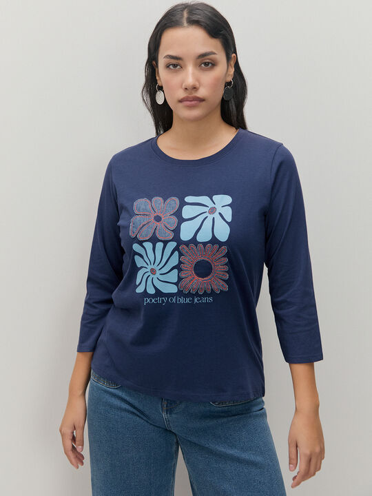 CAMISETA PARCHES Azul Noche image number null