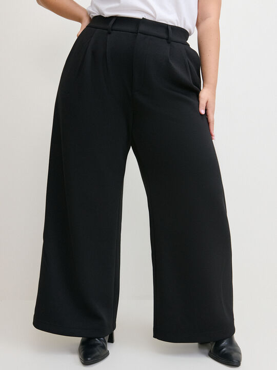 PANTALON PINZAS Negro image number null