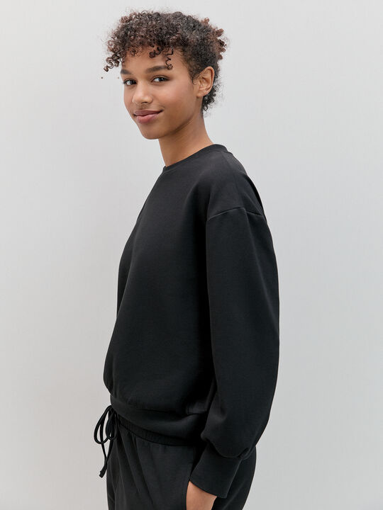 SUDADERA Negro image number null