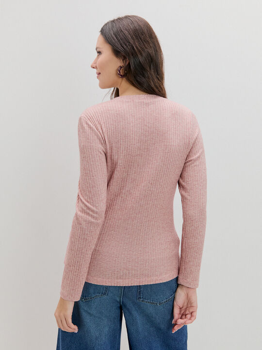 CAMISETA DETALLE ROSA VINTAGE image number null