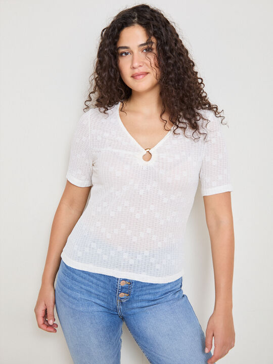 CAMISETA PIEZA ESCOTE JACQUARD FLOR Crudo image number null