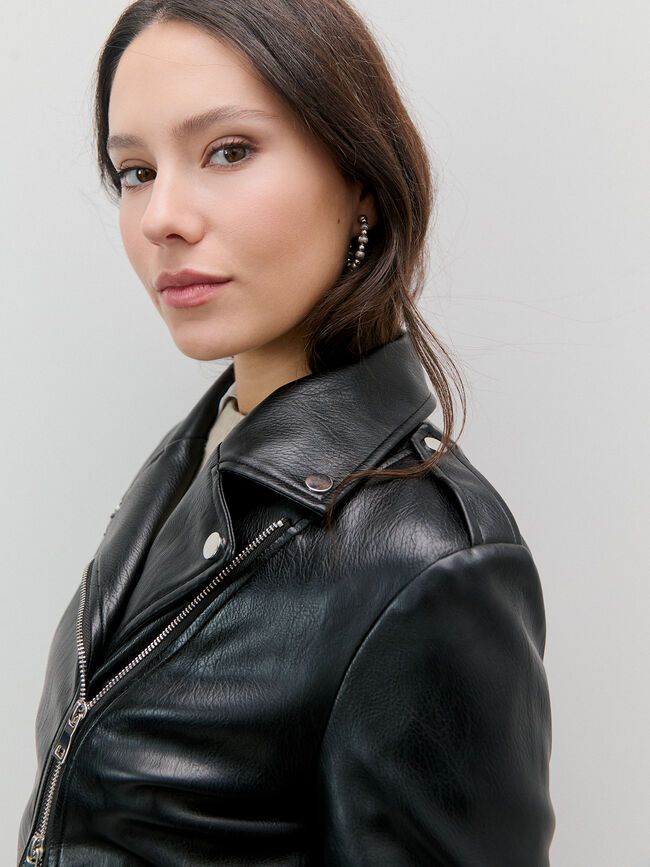 CAZADORA CREMALLERA CRUZADA Negro