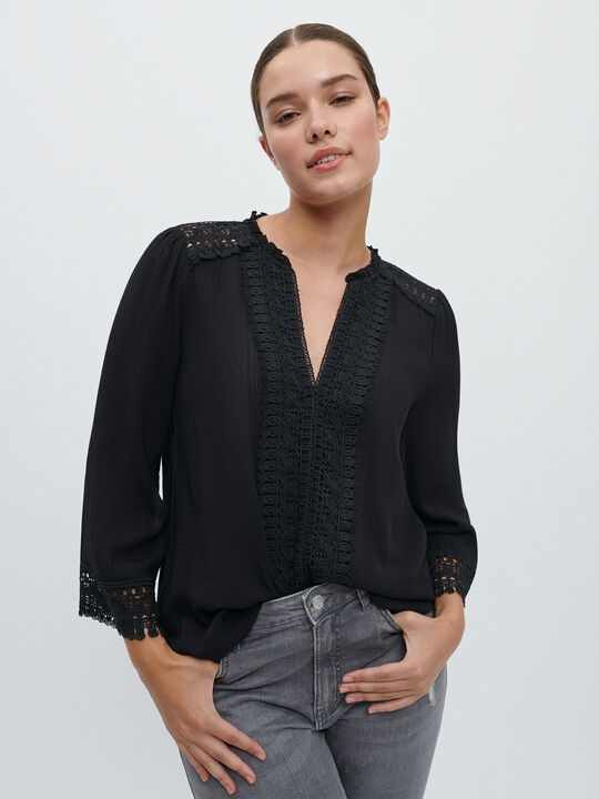 BLUSA PUNTILLA Negro image number null
