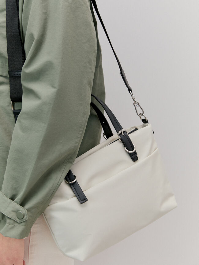 BOLSO B&Aacute;SICO NYLON Crudo