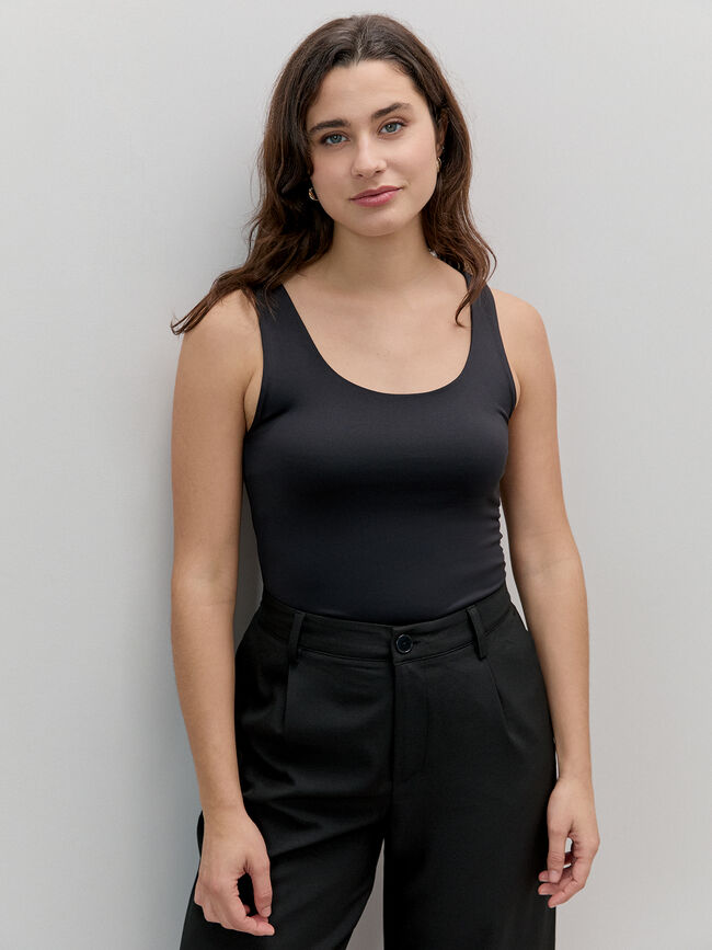 CAMISETA TIRANTE ANCHO Negro