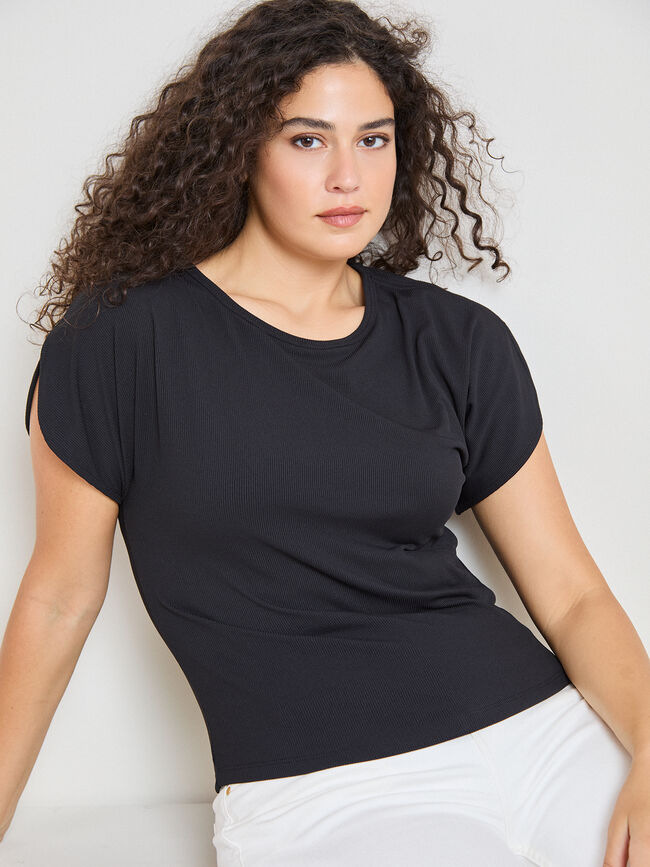 CAMISETA ABERTURAS HOMBRO Negro