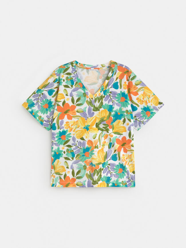 CAMISETA CUELLO PICO Estampado 1