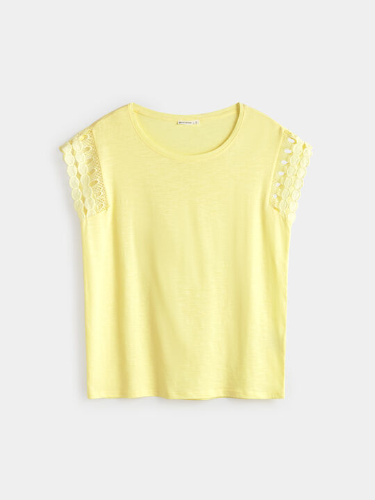 CAMISETA DETALLE Amarillo Pastel image number null