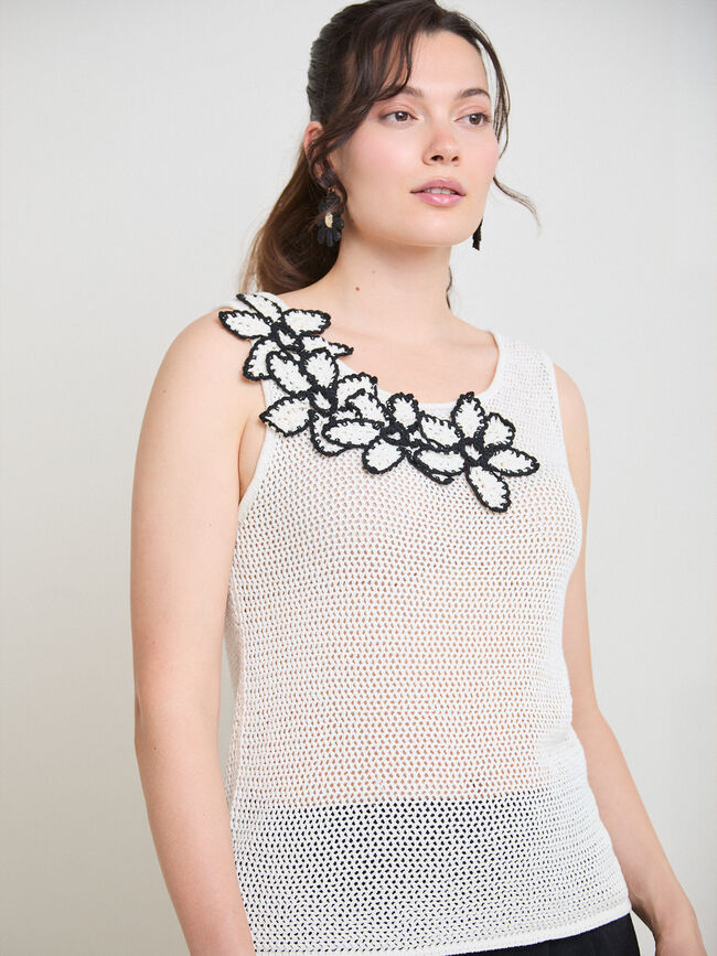 TOP DETALLE FLOR Crudo