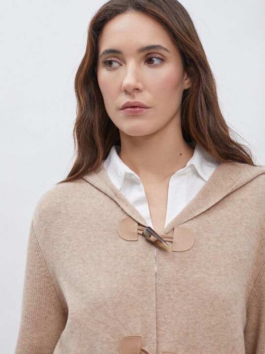 ABRIGO PUNTO CAPUCHA Beige image number null