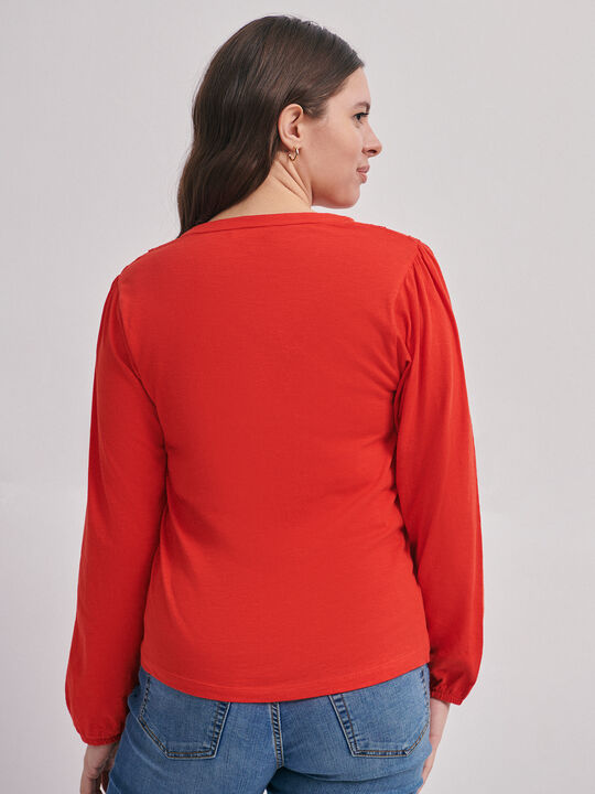 CAMISETA BORDADA Rojo Tomate image number null
