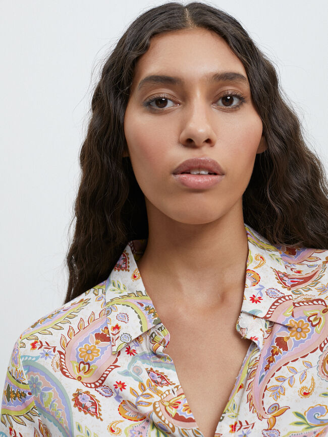 CAMISA ESTAMPADA Crudo