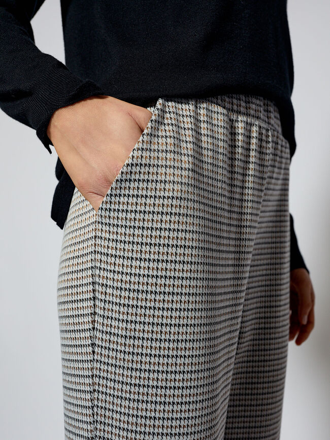 PANTALON CON GOMA Beige
