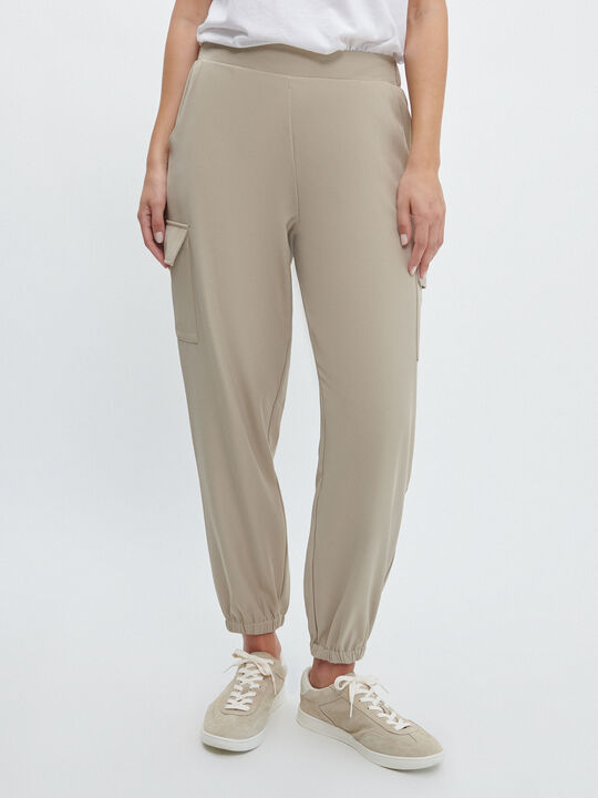 PANTALÓN JOGGER CARGO Beig Oscuro image number null