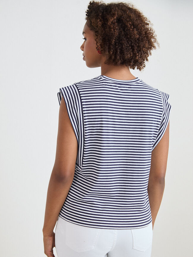 TOP DETALLE BOTON Estampado 1