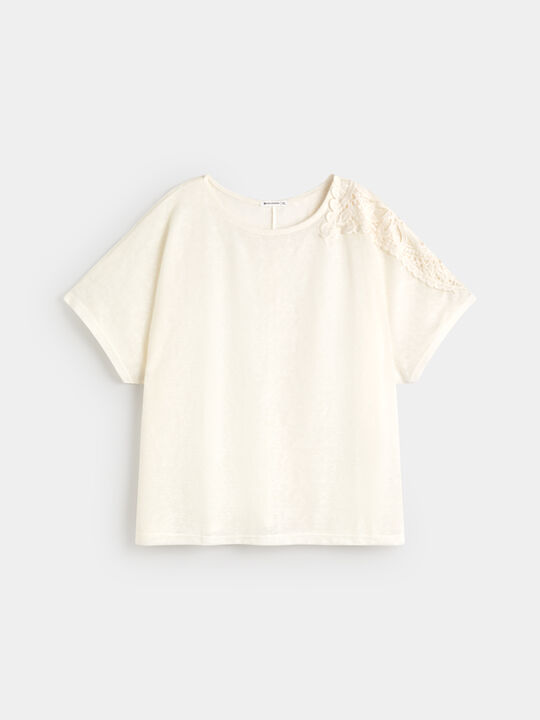 CAMISETA LINO DETALLE Crudo image number null