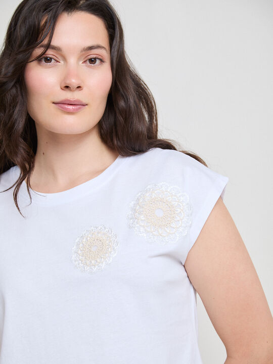 CAMISETA DETALLE CROCHET Blanco Optico image number null