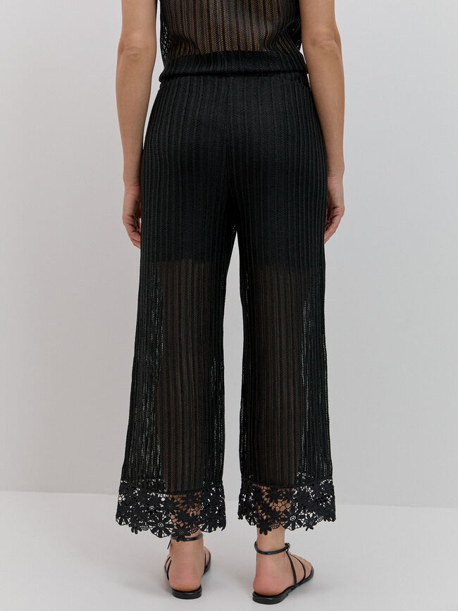 PANTALON DETALLE CROCHET Negro