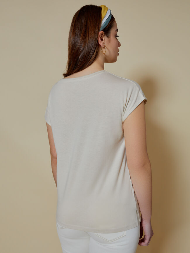 Camiseta detalle bordados 100% algodón Piedra