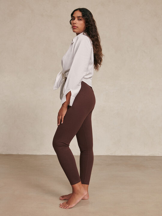 LEGGING LISO Marron Oscuro image number null
