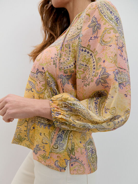 BLUSA VOLANTE RAYAS Crudo image number null