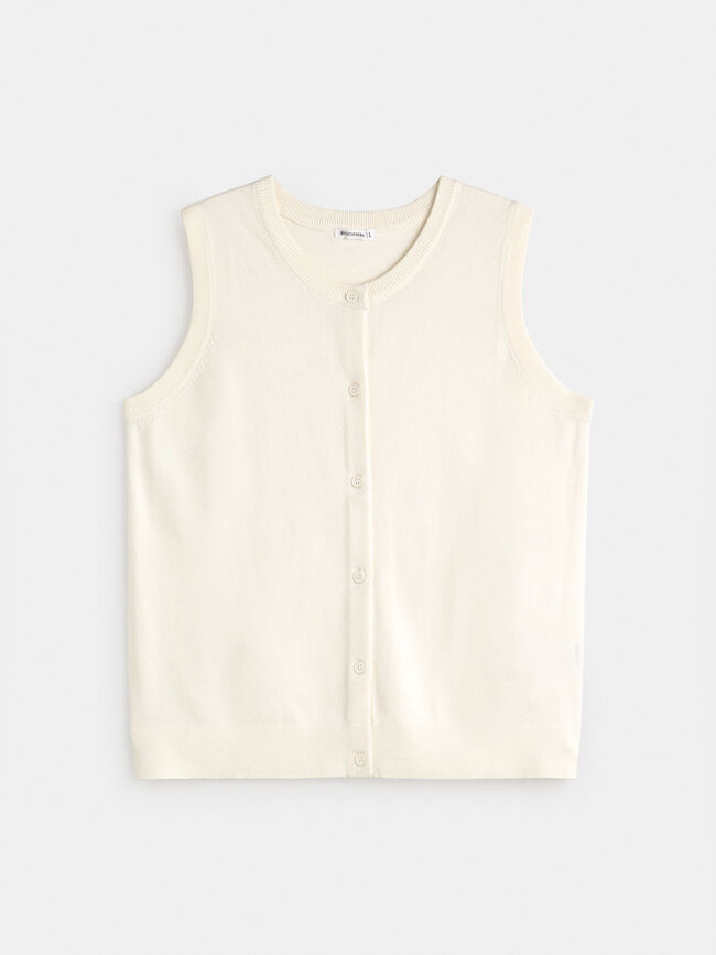 CHALECO B&Aacute;SICO BOTONES Beige