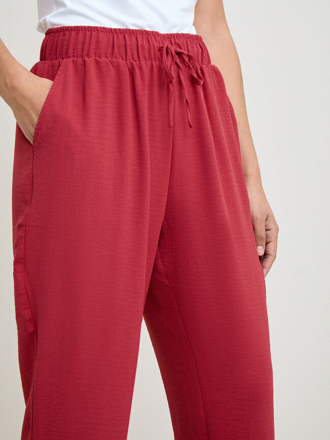 PANTAL&Oacute;N JOGGER Rojo Cabaret