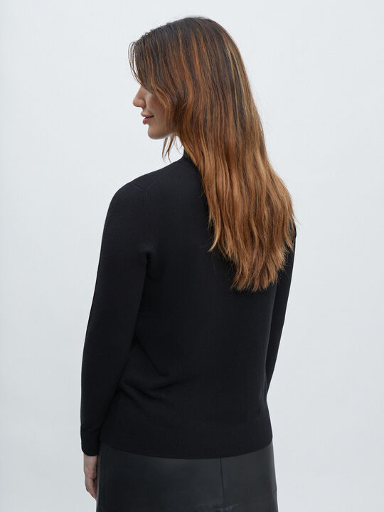 JERSEY PUNTO CUELLO PERKINS Negro image number null