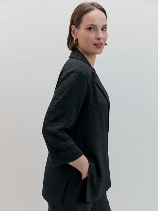 BLAZER LARGA FLUIDA Negro image number null
