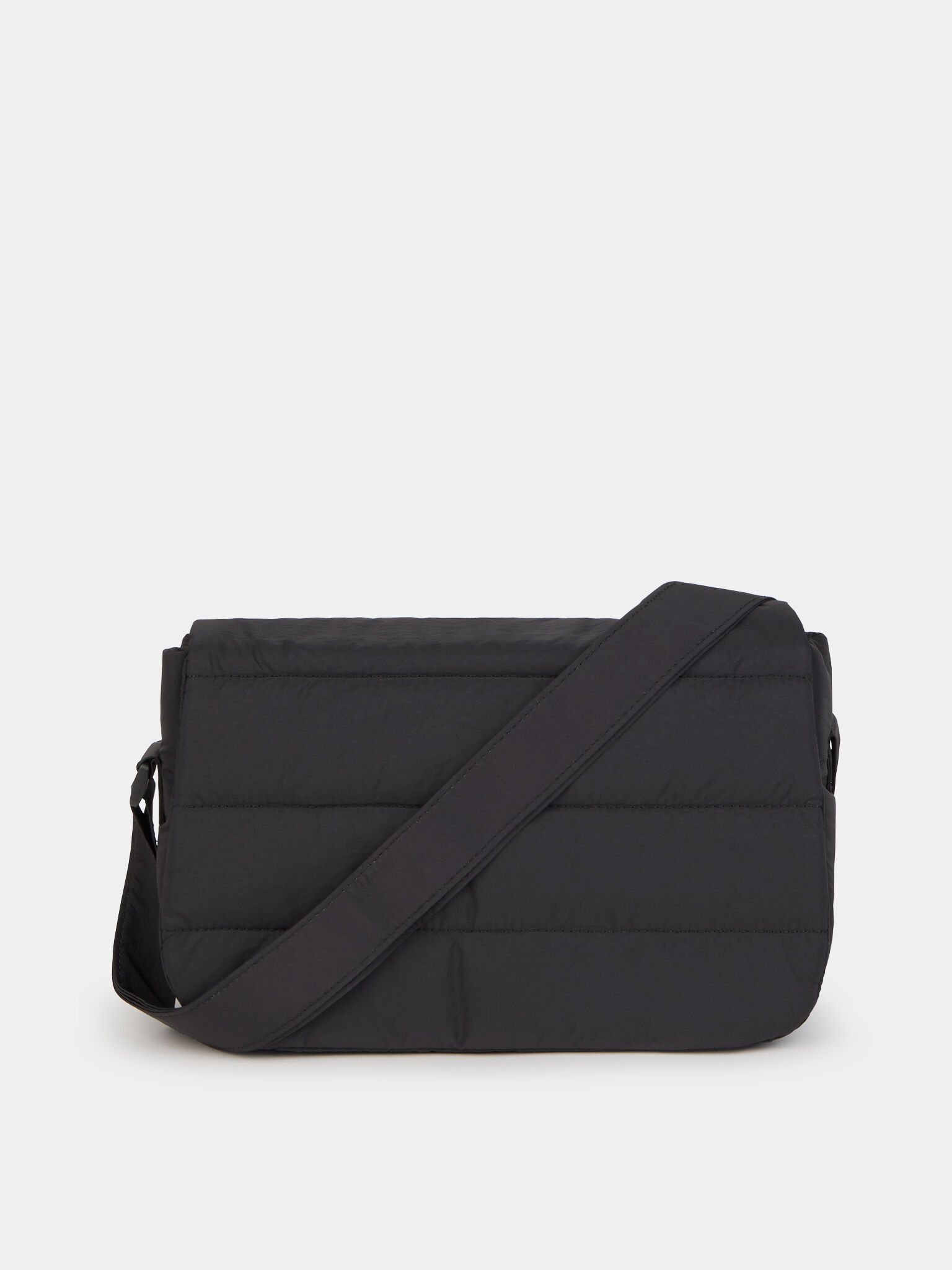 Bandolera acolchada negra outlet