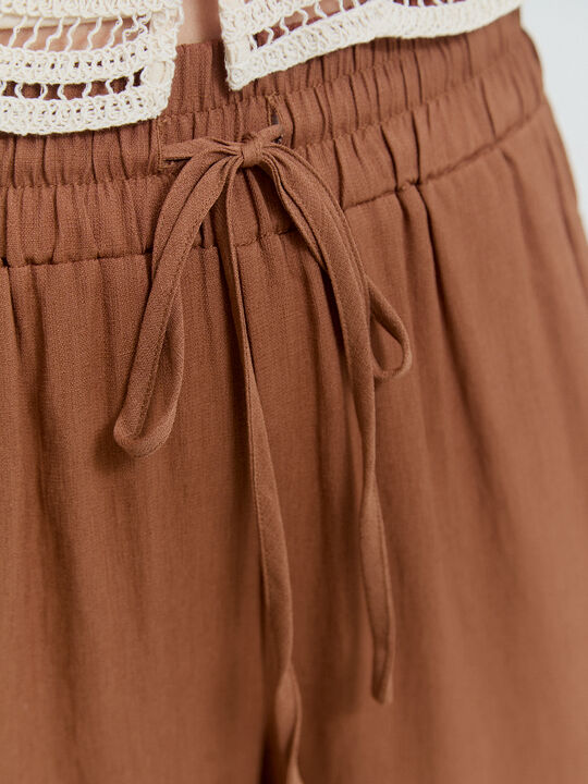 PANTALON RUSTICO FLUIDO Marron viejo image number null