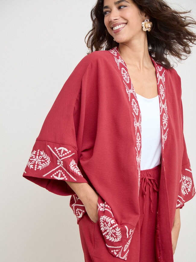 KIMONO FLUIDO BORDADO Rojo Cabaret