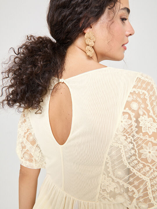 BLUSA BORDADO MANGAS Crudo image number null