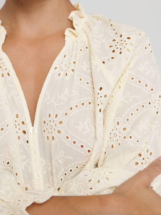 BLUSA BORDADO Crudo
