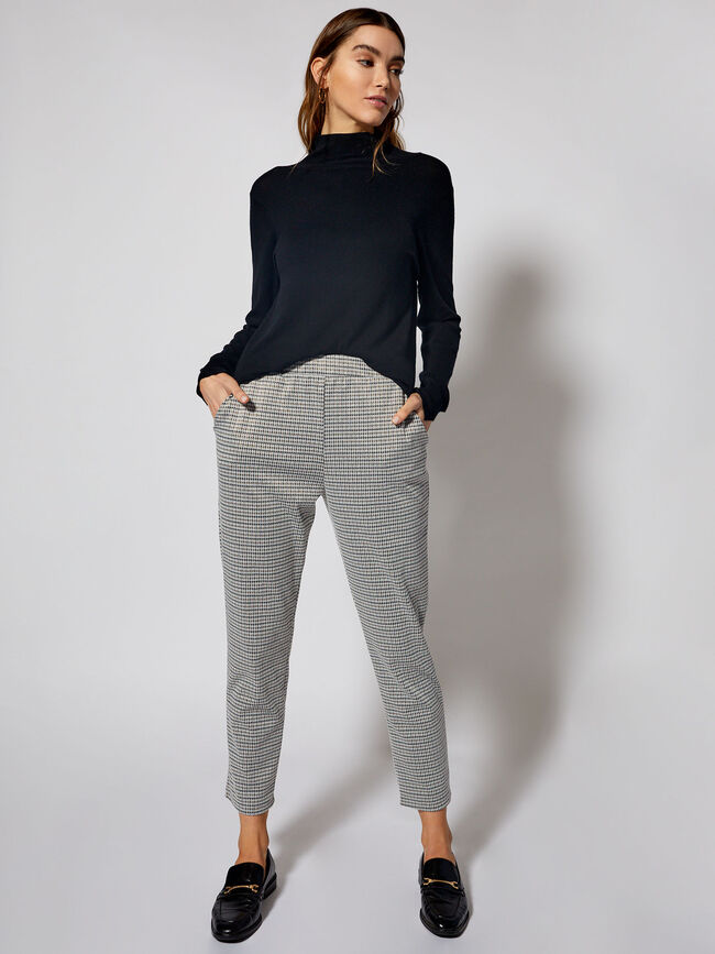 PANTALON CON GOMA Beige