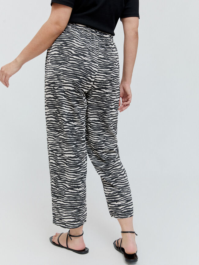 PANTALON FLUIDO ESTAMPADO Negro