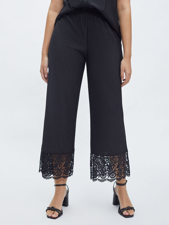 PANTALÓN DETALLE ENCAJE Negro image number null