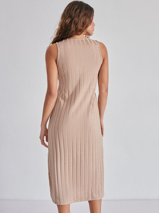 VESTIDO ESCOTE PICO Beig Oscuro image number null