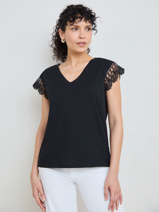 CAMISETA DETALLE Negro