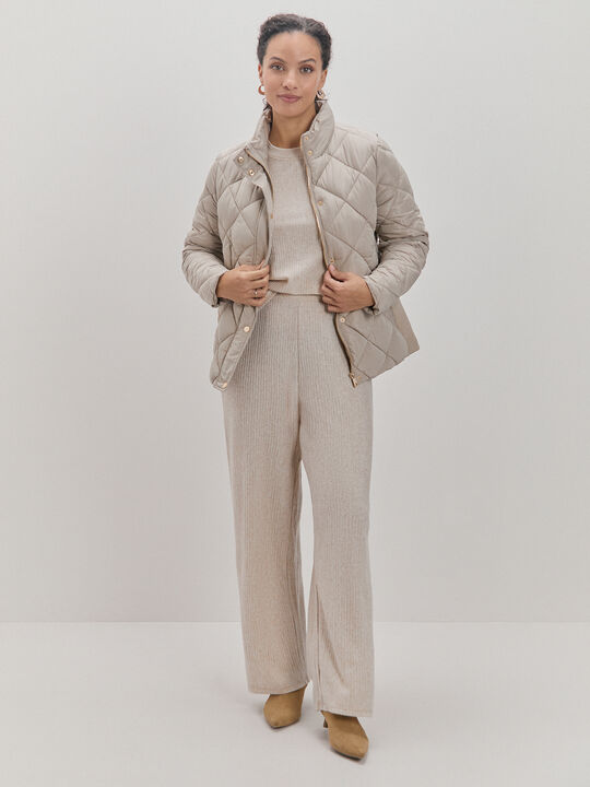 CHAQUETA ACOLCHADA ANCHA Beige image number null