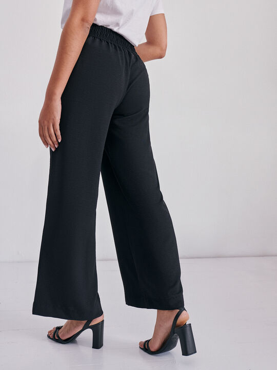 PANTALÓN FLUÍDO Negro image number null
