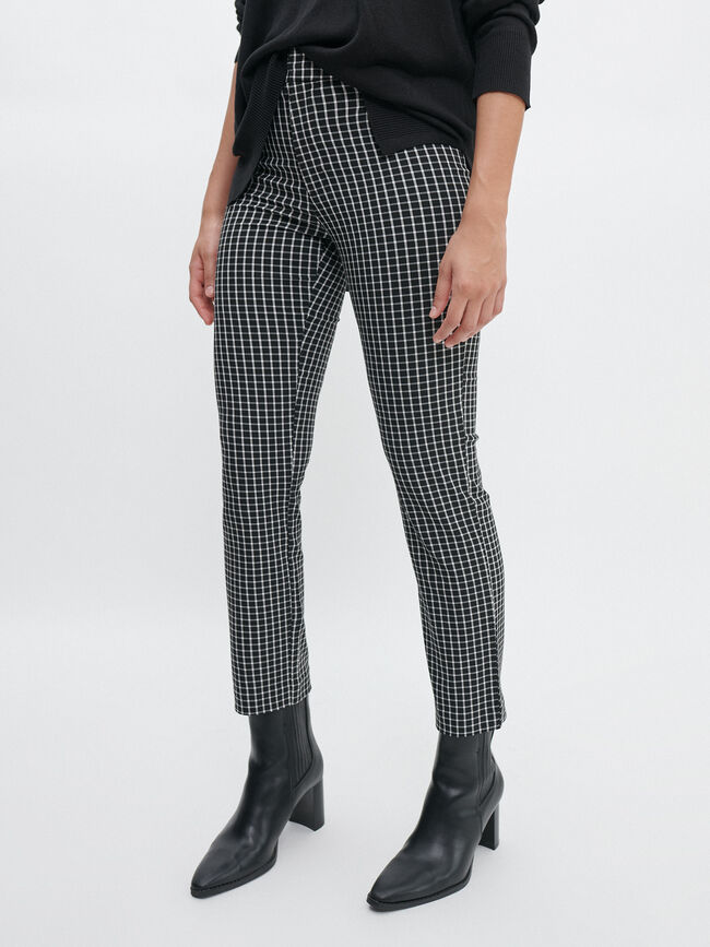 PANTALÓN SLIM VUELTA BAJO Crudo