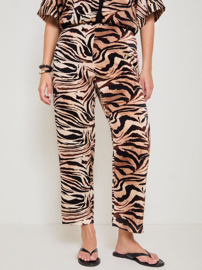 PANTAL&Oacute;N ESTAMPADO CONJUNTO Camel