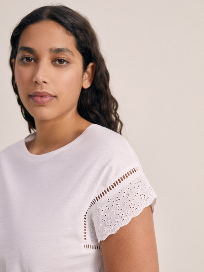 Camiseta bordado mangas 100% algodón Blanco Optico