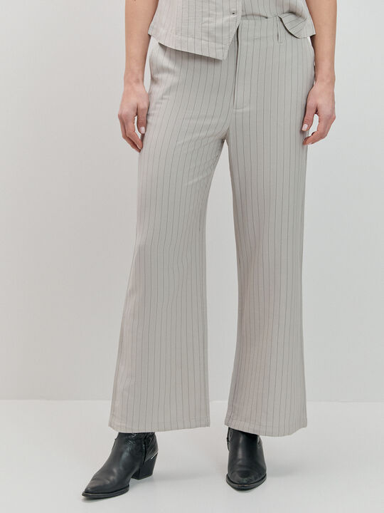 PANTALON VESTIR BOLSILLOS Hielo image number null