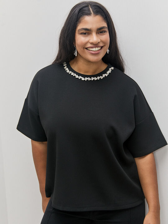 CAMISETA JOYA Negro image number null